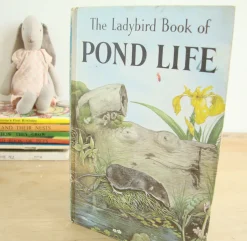 Cottontails Baby Vintage*VINTAGE Ladybird book - Pond Life (1966)