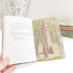Cottontails Baby Vintage*VINTAGE Ladybird book - Rapunzel (1970s)