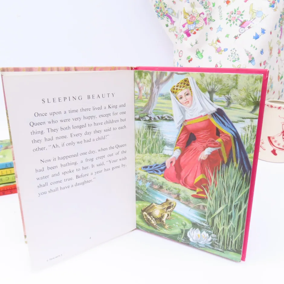Cottontails Baby Vintage*VINTAGE Ladybird book - Sleeping Beauty (late 1970s)