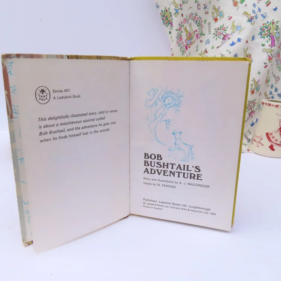 Cottontails Baby Vintage*VINTAGE Ladybird book - Bob Bushtail's Adventures (1973)